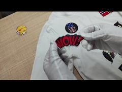 頭骨のMerrowのボーダー接着剤の裏付けが付いている注文の刺繍された手紙パッチ