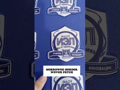 刺繍されたパッチの自己接着衣類の刺繍パッチの注文のロゴの鉄