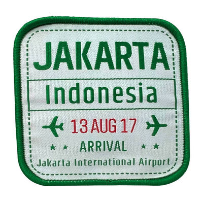 衣類の注文の編まれたバッジの国際的な航空運賃のMerrowのボーダー刺繍パッチの鉄