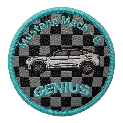 編まれたPatch Custom Car Racing CompanyのブランドのロゴのPandone色の鉄