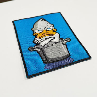 衣類のためのPantone PMSの熱伝達の刺繍パッチのあや織りのヴェルクロ