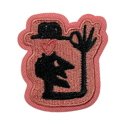刺繍パッチで縫うために刺繍されたあや織りパッチの出版物の鉄を熱しなさい